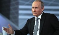 Путин пообещал освободить самозанятых от налогов