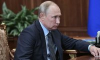 Путин потребовал от правительства заняться доходами граждан