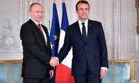 Путин встретился с Макроном