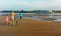 Речное судоходство на Волге замедляется