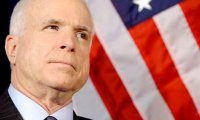 Республиканцы и демократы объединились в поддержке Маккейна