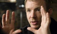 Режиссер Гай Ричи предстал в образе наркоторговца