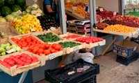 Роскачество предупредило об опасности покупки продуктов "с рук"