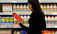 Россия рекордно сократила молочный импорт