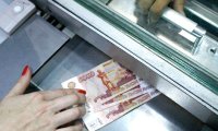 Россияне перестали нести деньги в банки на депозиты