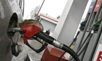 Росстат зафиксировал рекордный скачок цен на бензин