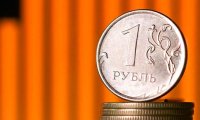 Рубль будет колебаться, но выстоит