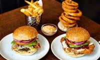 Рэнджит Сингх Бопаран приобрел Gourmet Burger Kitchen, чтобы спасти рабочие места