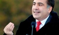 Саакашвили вернул правительству Грузии пиджаки, купленные за счет бюджета