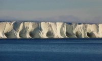 Самый крупный в мире айсберг может скоро растаять