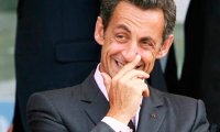 Саркози до конца месяца решит, вернется ли он в политику