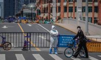 Шанхай завершит карантин и вернется к нормальной жизни в июне