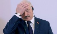 СМИ: Окружение Лукашенко тайно договаривается с Кремлем о бегстве в Россию