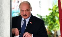 Соловей об инсульте Лукашенко: планирует обратиться к нации, но пока практически не встает