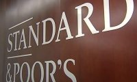 S&P опустило Россию до «мусорного» уровня