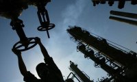 США и союзники договорились о высвобождении 60 млн баррелей нефти из резервов на фоне скачка цен