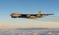 США задействовали стратегические бомбардировщики B-52 для ударов по Ирану