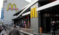Старейший в России McDonald’s вновь открыт для посетителей