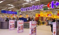 Супермаркеты Carrefour во Франции стали отзывать сыровяленые колбасы из-за возможного наличия в них сальмонеллы