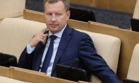 Супруга депутата-единоросса обвинили во владении оффшором