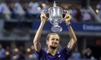 Теннисист Медведев выиграл US Open, а футболисты обнадежили перед стартом еврокубков
