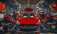 Tesla остановила производство на шанхайском заводе из-за локдауна
