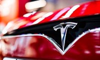 Tesla отчиталась о пятом прибыльном квартале подряд