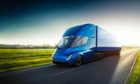 Tesla представила долгожданный грузовик Semi и начала его первые поставки