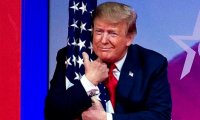 Трамп пообещал установить флаг США на Марсе
