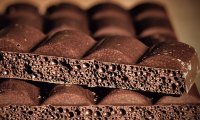 Ученые: шоколад может усугубить депрессию