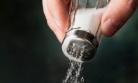 Ученые выявили новую опасность злоупотребления солью