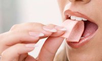 Ученые: Жевательная резинка дает пользу только первые 30 секунд