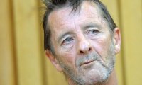 Ударник AC/DC был арестован в собственном доме