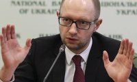 Украинский премьер беднее российского в два раза