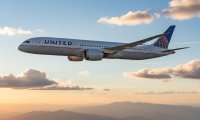 United Airlines сокращает расписание на фоне роста цен на авиатопливо