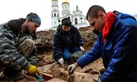 В центре Москвы обнаружены надгробия XVI века‍