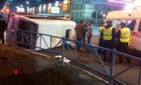 В центре Рязани перевернулась маршрутка с пассажирами