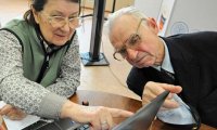 В Дагестане пенсионеры научатся работать с компьютером