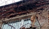 В доме №126 на Воткинском шоссе в Ижевске обрушилась часть карниза