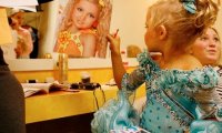 В Госдуме хотят запретить детские конкурсы красоты