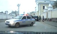 В Кирове служебная машина ГИБДД уехала без водителя