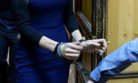 В Красноярске женщина задушила 4-летнюю дочь