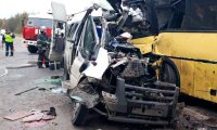 В маршрутке под Тверью погибли 13 человек