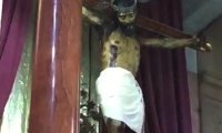 В мексиканской церкви статуя Иисуса открыла глаза