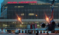 В московском аэропорту Шереметьево упал и сломал плечо гражданин США