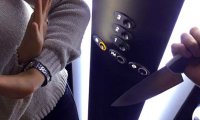 В Москве 17-летняя девушка отбилась от дизайнера с ножом‍