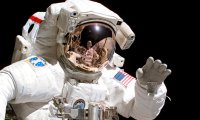 В NASA не хватает скафандров для работы в космосе‍