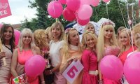 В Нижнем Новгороде состоялся парад блондинок