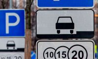 В Петербурге деньги за парковки до города не доходят