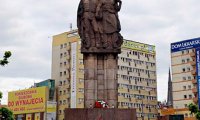 В польском Щецине памятник советским воинам пустят на металлолом